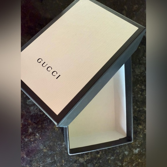 Gucci Pink and Gold Key Holder / Handbag Charm with Decorative Bee - Authentic - Picture 7 of 10